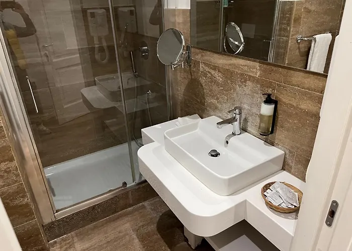 Matrimoniale Termini Con Bagno Privato 게스트하우스 4*