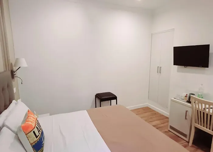 Matrimoniale Termini Con Bagno Privato 4* 로마